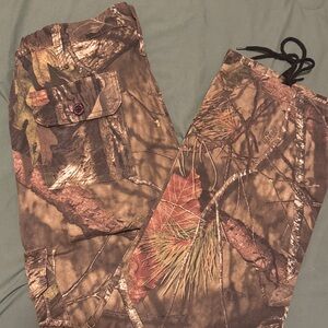 Mossy Oak Camouflage Cargo Pants with Pink Logo